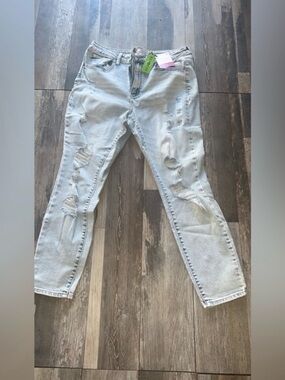 SO Light Wash Distressed Skinny Jeans